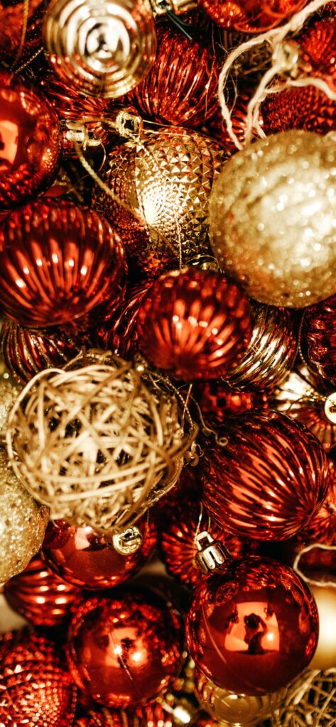 Christmas iPhone Aesthetic Wallpaper Gold and Red Christmas Baubles