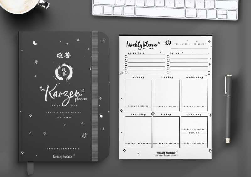 The Cute Kaizen Planner in black